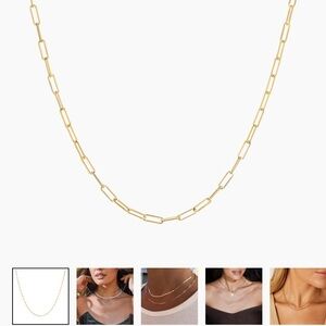 Babygold dainty Paperclip necklace. 14k gold 
Worn once.